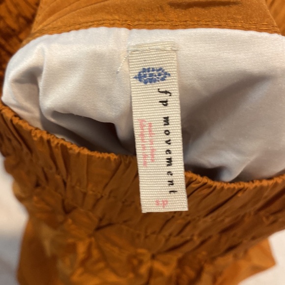 Free people movement shorts - Picture 3 of 3